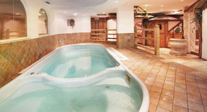 Hotel Diamant (Campitello), Val di Fassa ski chalet, image 4